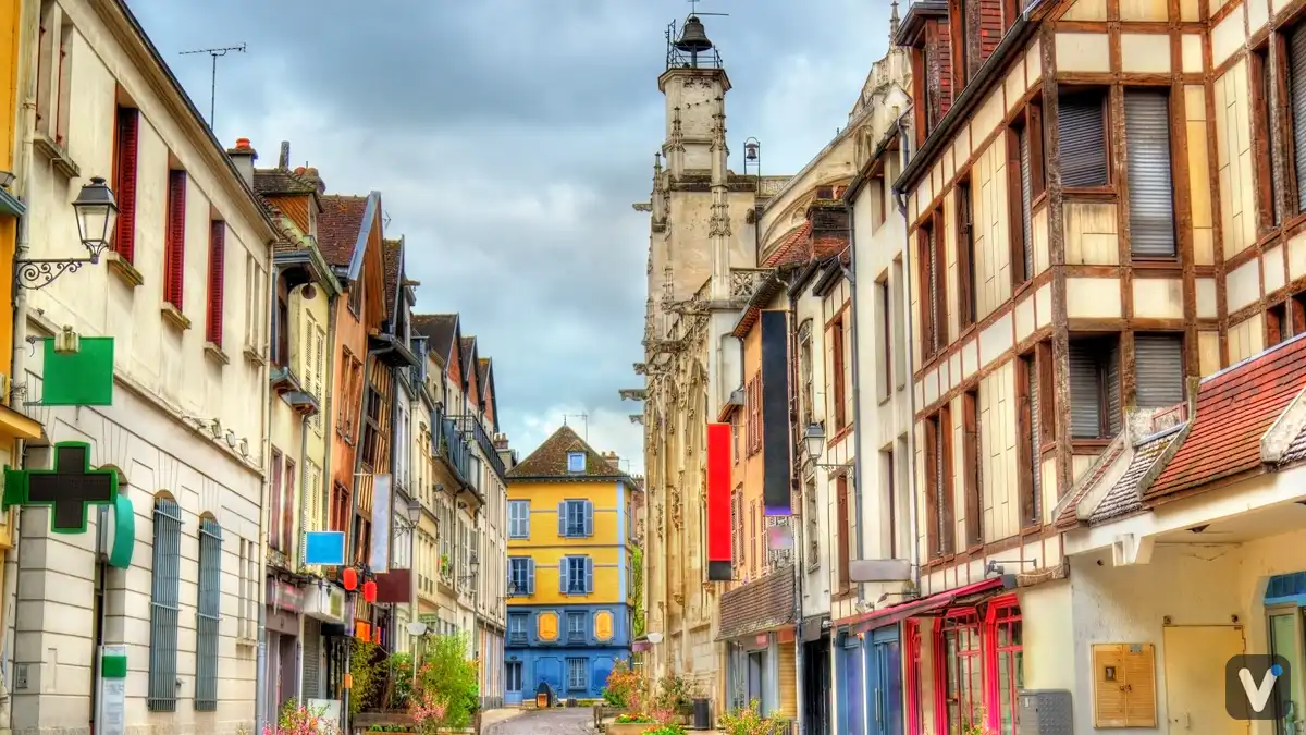 Troyes